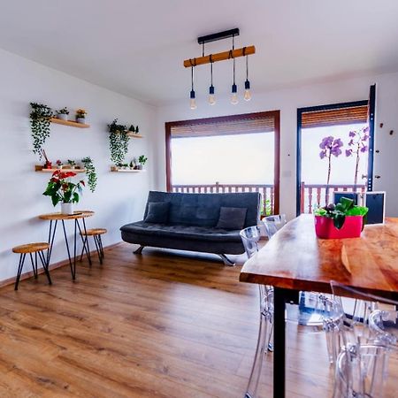 Chalet Sophie - Luxury Chalet Roletto Luaran gambar
