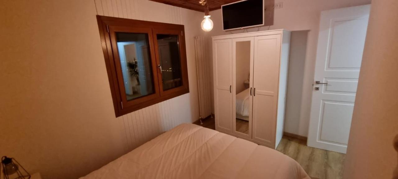 Chalet Sophie - Luxury Chalet Roletto Luaran gambar