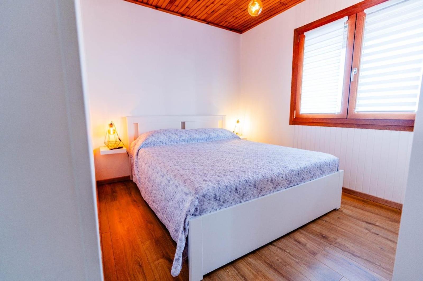 Chalet Sophie - Luxury Chalet Roletto Luaran gambar