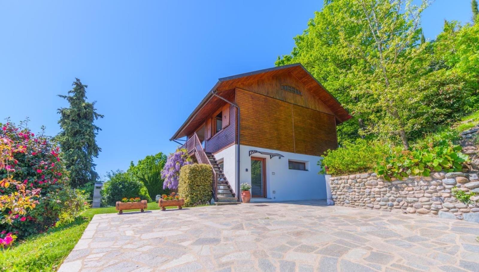 Chalet Sophie - Luxury Chalet Roletto Luaran gambar